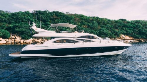 Sunseeker Manhattan cover Sunseeker Manhattan cover