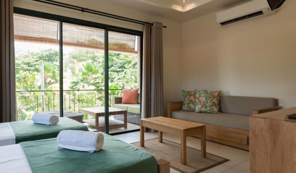 WhatsApp Image 2025-04-15 at 11.49.46 (2)